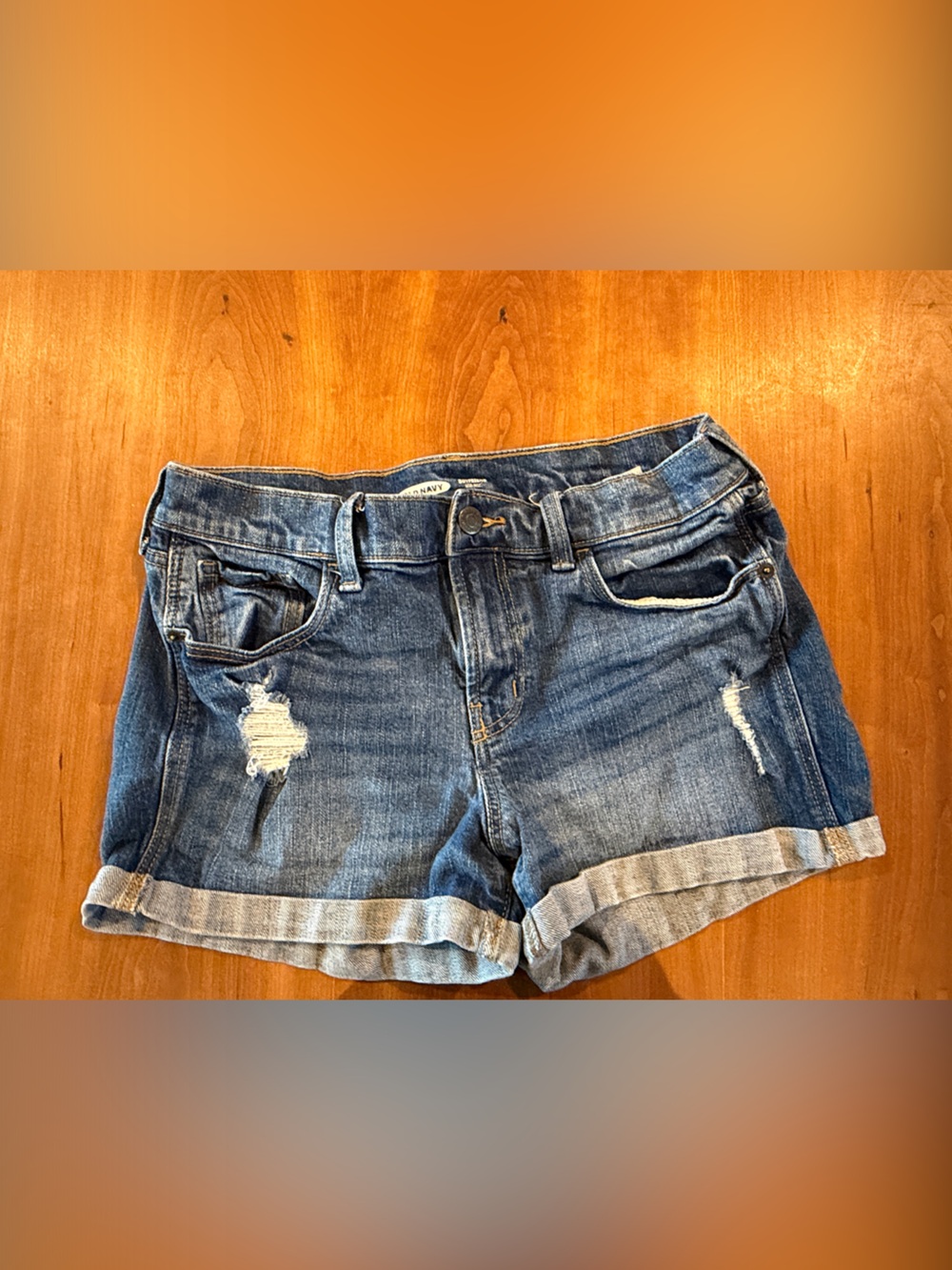 Old Navy Classic Blue Denim Women’s Shorts - Distressed Boyfriend mid rise